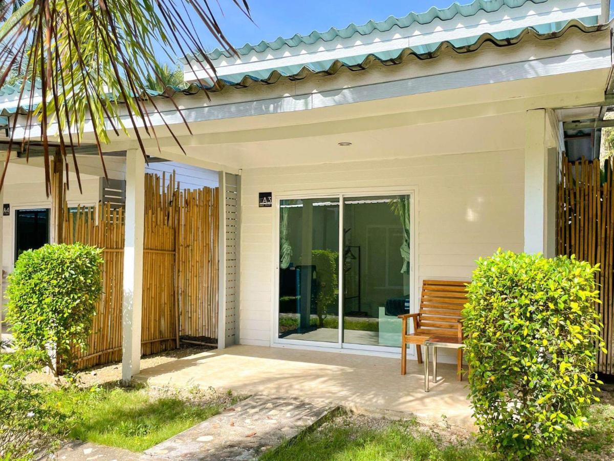 Smile Resort Ko Mook Εξωτερικό φωτογραφία